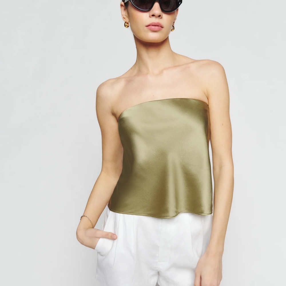 Reformation spritz silk top size large worn once in green
